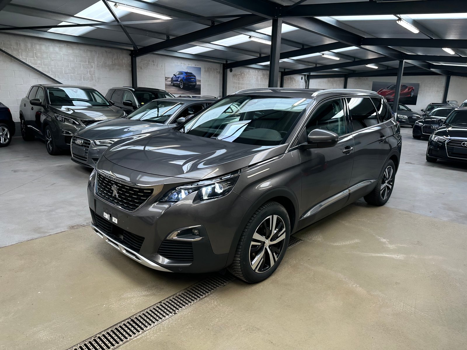 Peugeot 5008 1.5 HDI Allure - Diesel - Automatique - 130 hp - 126.556 km